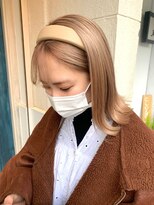 ブロンドベージュ＊ヘアアレンジ＊外はね【ZinaCENTRAL】