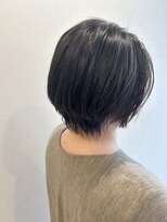 スタジオ アルファプラス 日暮里店(studio α+)&nbsp;ステップボーンカットカットボブショートハイライト白髪ぼかし