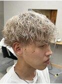 ハイトーンパーマ