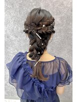 ダイアモンズ(DIAMONDS)&nbsp;編みおろしアレンジ・メイク