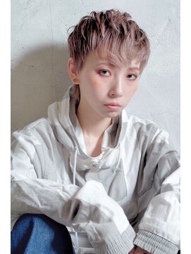 アボヘアー(Abo hair) ベリーショートレイヤーショート×ブロンドブリーチありカラー