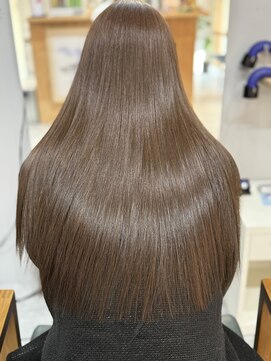 シュアショット(SURE SHOT) 初カラー艶髪髪質改善カラートリートメント