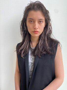 イェン(YEN.) イヤリングカラー×レイヤー