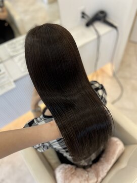 シャルム バイ アローズ 久留米店(CHARM BY AROSE) 暗め◎オリーブブラウン/艶カラー