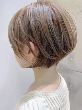 クラン(Chlan) コンパクト小顔ショート×ミルクティーベージュ