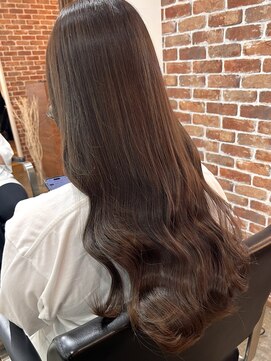 ヴィップルーム(viproom) 大人ボブレイヤーカットアッシュカラーダブルカラーおしゃれ女子