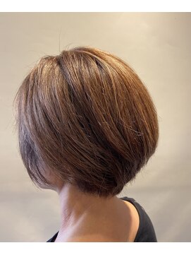 クローバー(CLOVER) ショートボブ