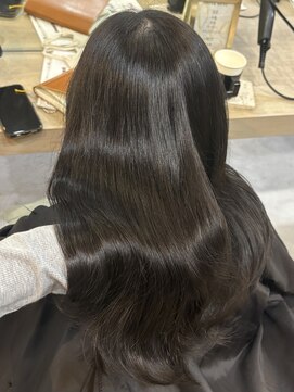 リア 近鉄八尾店(Lia) ツヤツヤカラー