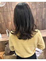 トルヴェ(Toruve)&nbsp;◇大人女子に大人気！外ハネ　ミディアムレイヤー