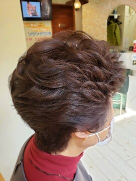 エム デ ヘアー オカダ ショート