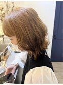 ブリーチダブルカラーミルクティーベージュレイヤーカット