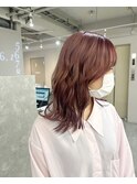 ピンクベージュ