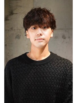 キュー(Cue_) 無造作メンズマッシュ×ツイストスパイラルメンズパーマ