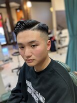 バーバー アカダマ&nbsp;七三分けバーバースタイル