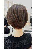 ショートボブ