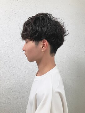 ジェナ(Jena) シャドウパーマ