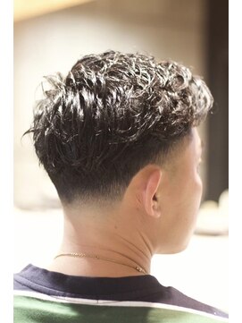 キングスマントーキョー 立川店(KINGSMAN TOKYO) アップバング / ツーブロック / スキンフェード 【立川】