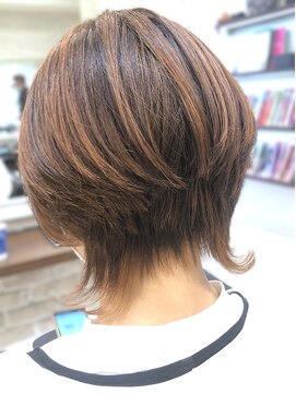 ルグランシャトー(Le grand chateau) ウルフ ショートレイヤー スワローテイル