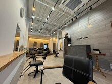 アンドレ ヘア デザイン(Andre Hair Design)の雰囲気(天井も高く、席の間隔が広いのでコロナ対策もバッチリ)