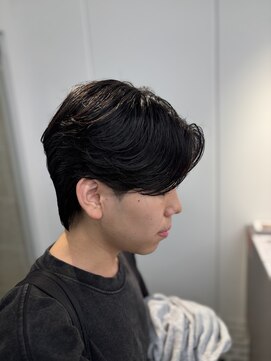 エクシア 名古屋店(EXCIA) 曲がる縮毛矯正で作るセンターパート