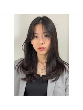 透明感カラー × 韓国風前髪