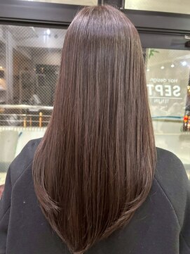 セプト 天神大名(SEPT.) 暗髪 グレージュカラー ロングレイヤー 髪質改善カラー