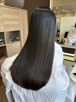 リブール 碧南店(libuR)&nbsp;ロング／西尾／碧南／超音波アイロン／髪質改善カラー／ベージュ