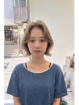 トレ(tre.)&nbsp;透明感ベージュ無造作ボブ