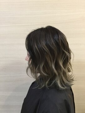 デュールウェスト(Duul West) 切りっぱなしボブ