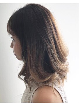 サーク(Sark) エアタッチホワイトグレージュ◎20代30代40代50代60代