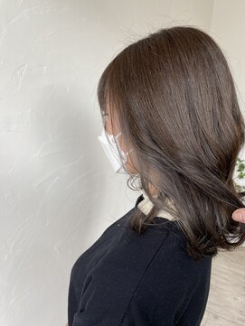 ヘアデザイン マノス(hair design mano's) ヌーディーベージュ/大人フェミニン