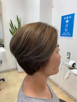 アネモナ(anemona) 大人ショートボブ