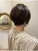 ピンクバイオレット×丸みショートボブ