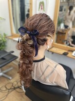 ヘアメイク ゼロサンヨンゴ(Hair Make 0345)&nbsp;高めなルーズ編み下ろし