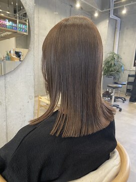 イミ(imi) 切りっぱなし/ミディアムヘア/グレージュ/伸ばしかけヘア/登戸