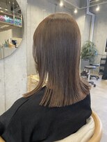 イミ(imi) 切りっぱなし/ミディアムヘア/グレージュ/伸ばしかけヘア/登戸