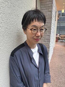 エルサフィロ ヨドヤバシ(el zafiro yodoyabashi) ベリーショート/ミニマムショート/20代30代40代50代60代