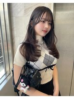 リリー(Lilley) くすみベージュ×姫カットレイヤー×韓国風巻き【ayana】