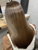 シャルムバイケンジ(Charm.by KENJE)&nbsp;30代40代50代外ハネミディアムレイヤー髪質改善酸性ストレート