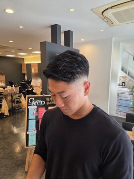 オム グランド(HOMME GRAND) フェードカット