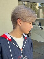 フラッシュパック(FLASH PACK)&nbsp;センターパートウルフ/ホワイトベージュ/ブリーチ/マッシュ