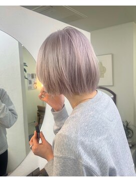 ウィットサークル(wit circle) ホワイトベージュ/ボブ