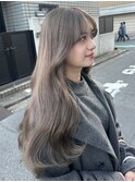 透ける柔らかグレージュカラー