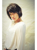 クリサンフューム(CRISAN FIUME)&nbsp;ソフトカールのショートボブ