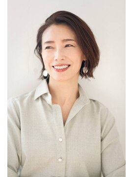 ココンフワット(coconfwat) 大人立体ボブ