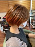 ショートボブ