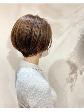 メール(Mer...) 大人可愛いリップラインショートボブ♪