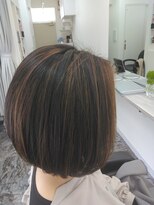 ハナ(HANA)&nbsp;ボブヘアー／ハイライト／丸みボブ　30代40代50代60代