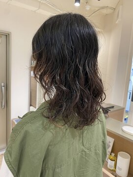 クーナバイトマト 横浜(Cuna by TOMTO) 【RYOSUKE】レイヤーパーマ_ミディアムレイヤー