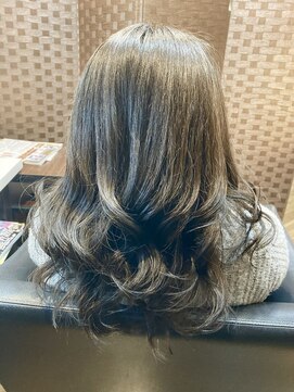 ナゴミノヒトトキ(NAGOMI NO HiTOTOKi) 1月スタイル～暗めでも透明感を求めて～